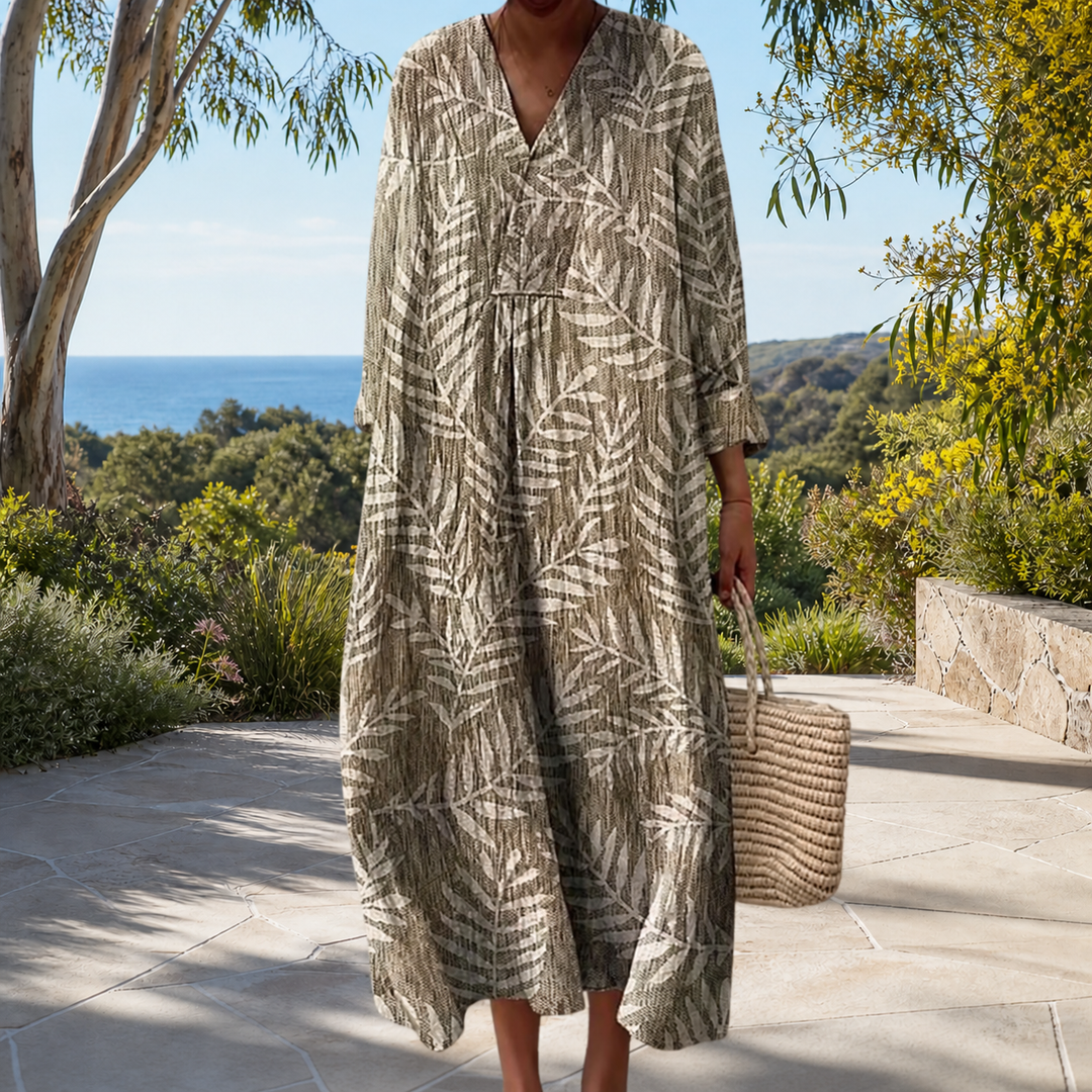 Figure-flattering spring dress with print