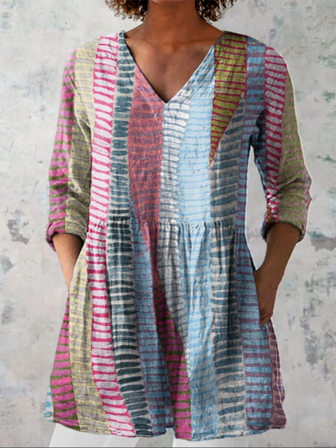 Rosemarie | Long blouse with V-neck