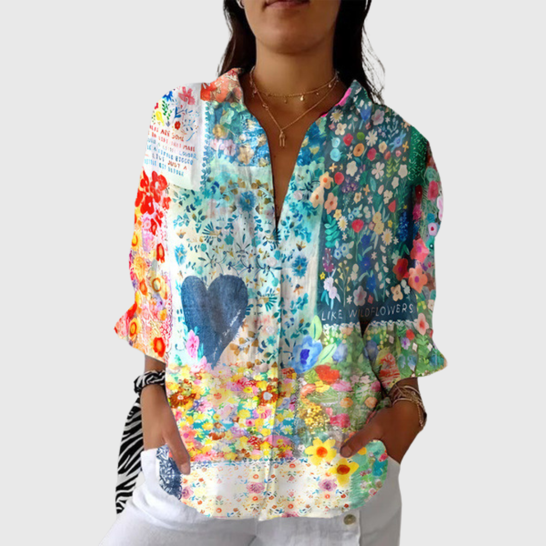 Rebekah | Light, colorful blouse with a print