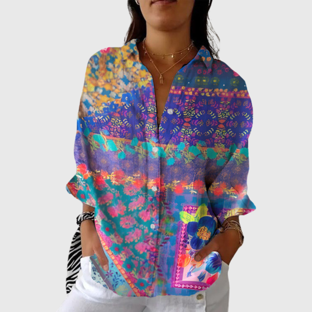 Valerie | Light, colorful blouse with a print