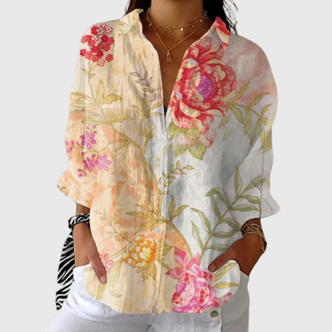 Tatyana | Light, colorful blouse with a print