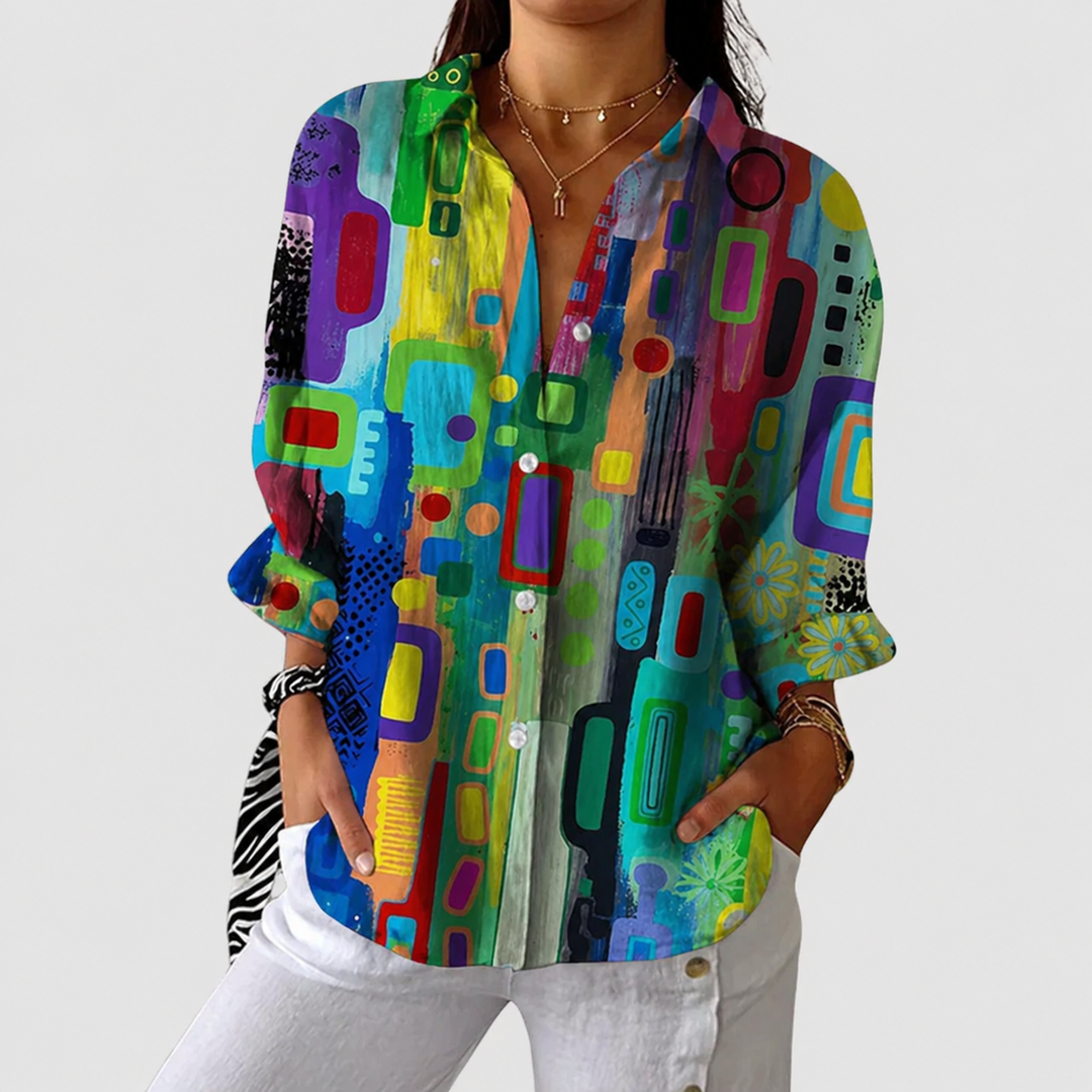 Liselotte | Light, colorful blouse with a print