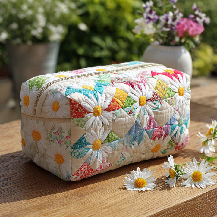 Quilted Cosmetic Bag with Delicate Grass